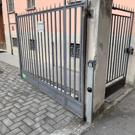 Appartamento Incantevole A Parma Exterior photo